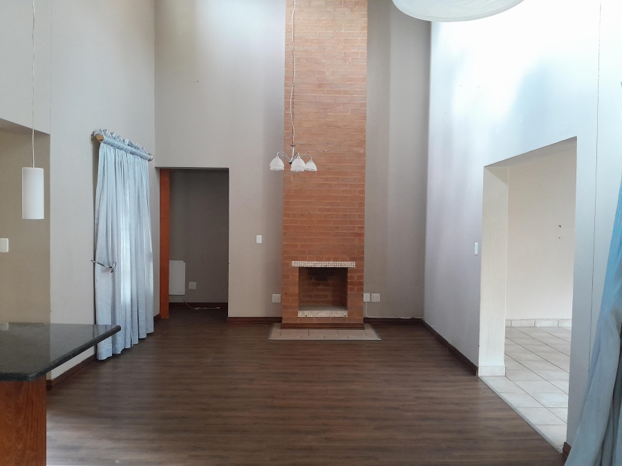 3 Bedroom Property for Sale in Waterval East North West